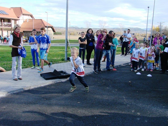 w-dzien-sportu-by-wielki-bieg-w-sobieszowie-foto-49110