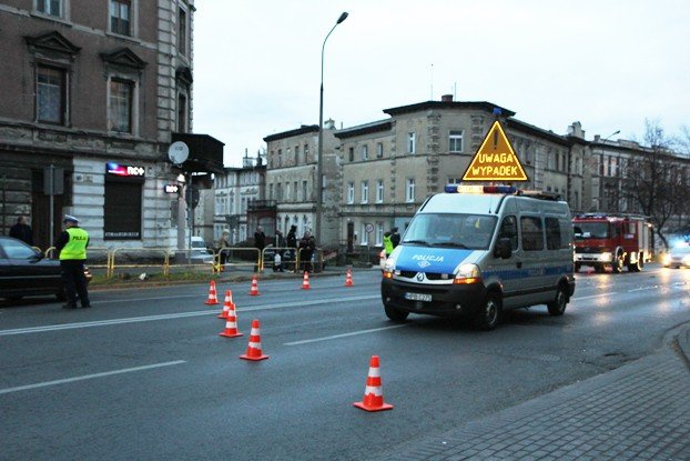 czoowka-przy-maej-poczcie-utrudnienia-w-ruchu-foto-49166