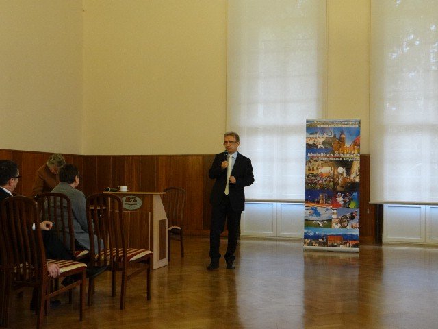 debatowali-o-usuwaniu-barier-w-naszym-miescie-foto-49226