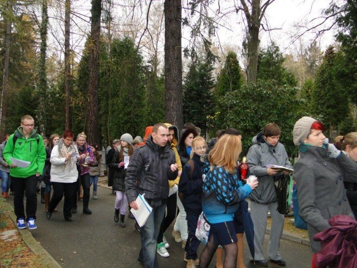modlitwa-za-nauczycieli-i-uczniow-ktorzy-odeszli-foto-49237