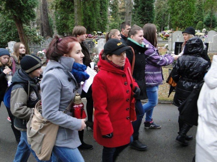 modlitwa-za-nauczycieli-i-uczniow-ktorzy-odeszli-foto-49237