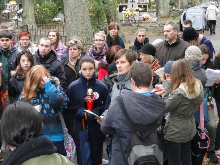 modlitwa-za-nauczycieli-i-uczniow-ktorzy-odeszli-foto-49237