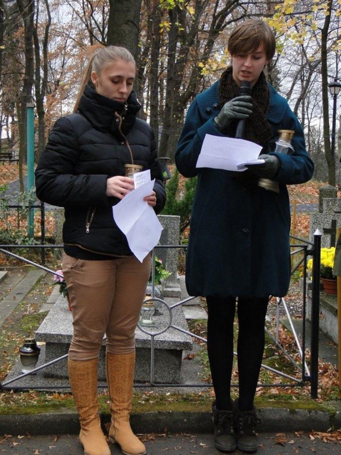 modlitwa-za-nauczycieli-i-uczniow-ktorzy-odeszli-foto-49237