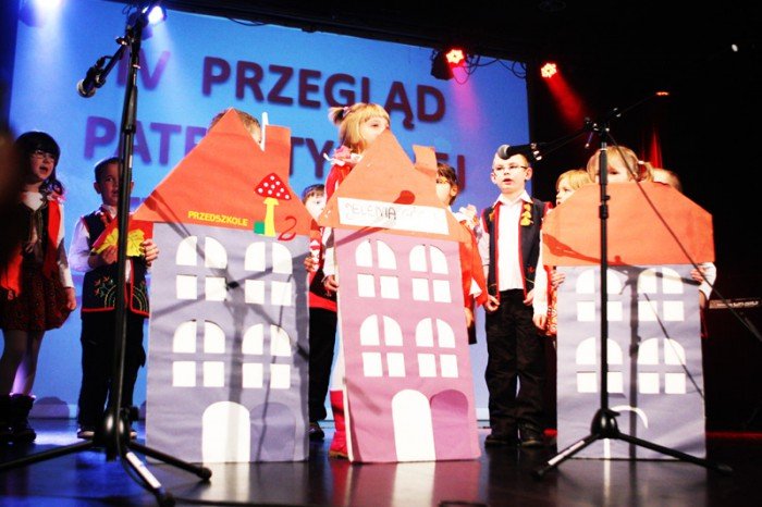 przedszkolaki-wyspieway-miosc-do-ojczyzny-foto-49261