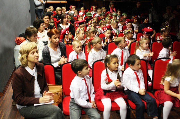 przedszkolaki-wyspieway-miosc-do-ojczyzny-foto-49261