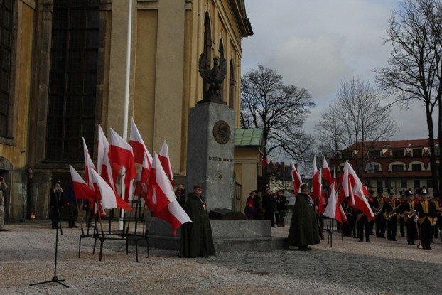 dzisiaj-jeleniogorzanie-jednoczyli-sie-foto-49292