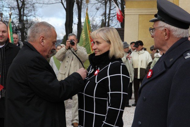 dzisiaj-jeleniogorzanie-jednoczyli-sie-foto-49292