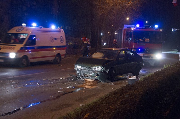 kilkanascie-kolizji-przez-nadmierna-predkosc-foto-49312