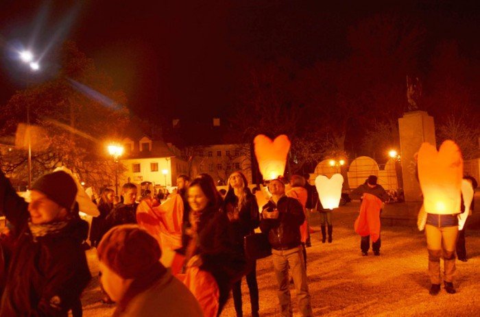 poszyboway-w-niebo-lampiony-z-zyczeniami-dla-polski-foto-49313