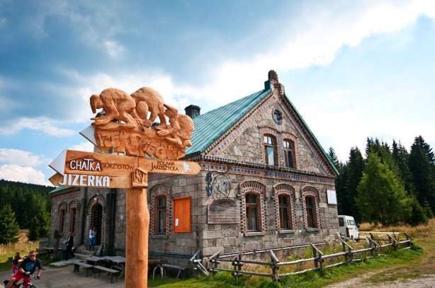 drogowskazy-z-przeszoscia-pod-szrenica-foto-49357