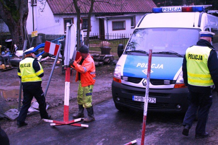most-na-trojce-w-maciejowej-otwarty-foto-49368