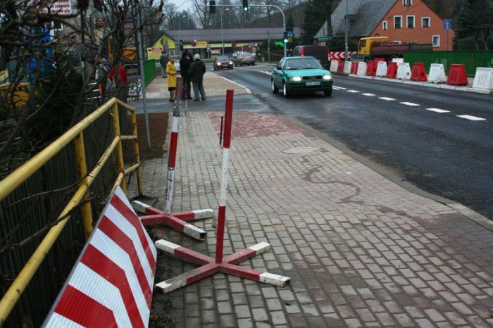 most-na-trojce-w-maciejowej-otwarty-foto-49368