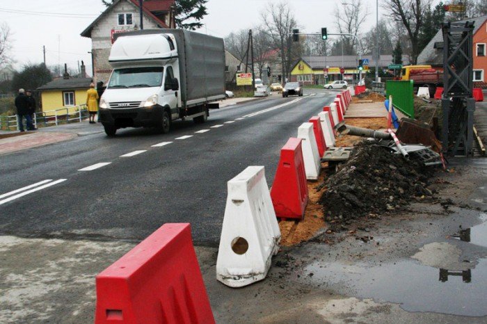 most-na-trojce-w-maciejowej-otwarty-foto-49368