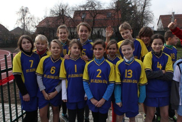 podstawowka-nr-3-ma-piekny-kompleks-sportowy-foto-49369