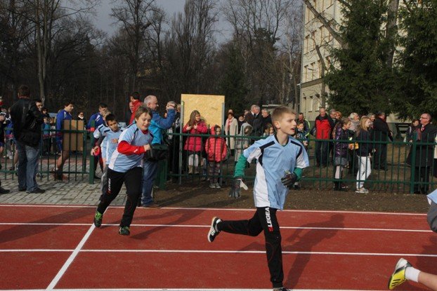 podstawowka-nr-3-ma-piekny-kompleks-sportowy-foto-49369
