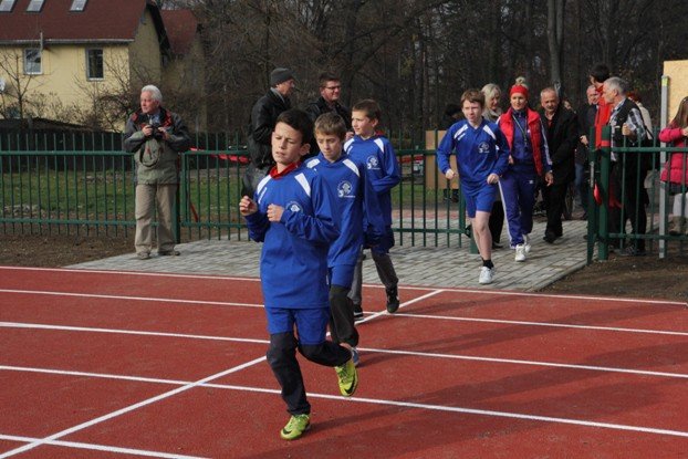podstawowka-nr-3-ma-piekny-kompleks-sportowy-foto-49369