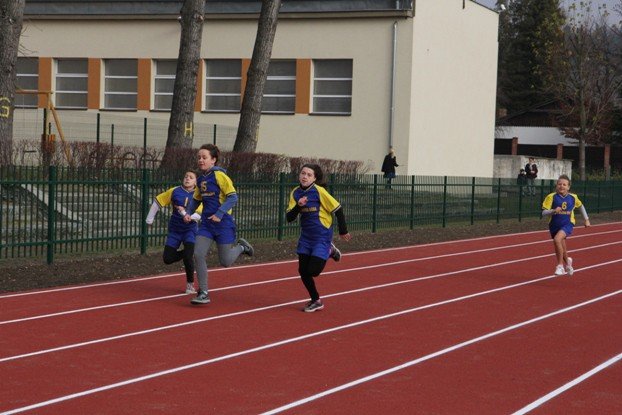 podstawowka-nr-3-ma-piekny-kompleks-sportowy-foto-49369