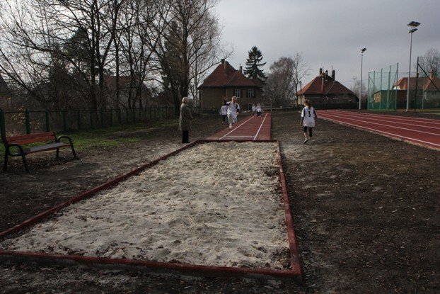 podstawowka-nr-3-ma-piekny-kompleks-sportowy-foto-49369
