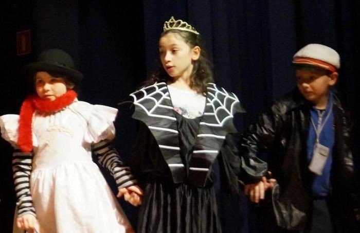 karuzela-sp7-wyrozniona-na-festiwalu-teatralnym-foto-49374
