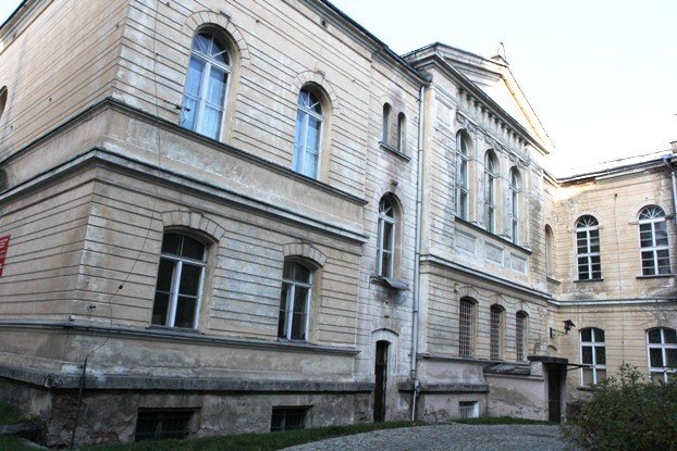 jezuici-w-jeleniej-gorze-prowadzili-kolegium-budynek-zosta-foto-49397