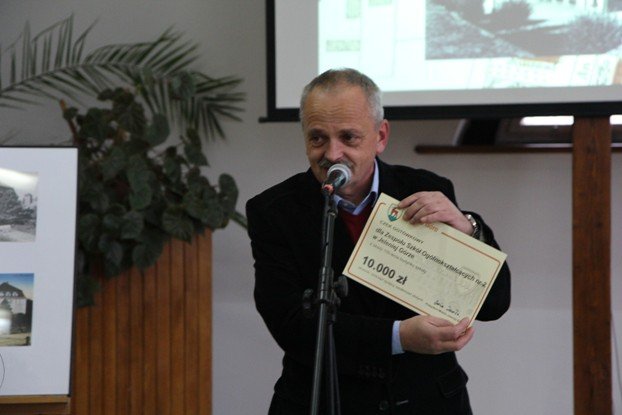swietowali-stulecie-budynku-obecnego-ii-lo-foto-49489
