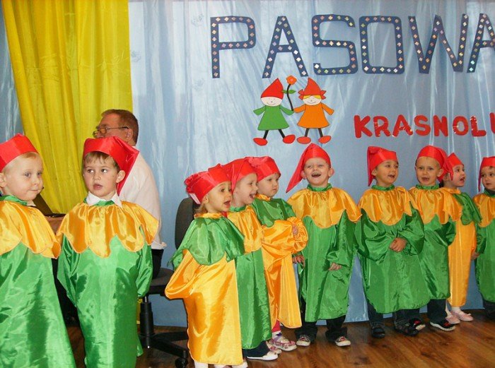 po-pieknym-pasowaniu-na-przedszkolaka-w-sobieszowie-foto-49500