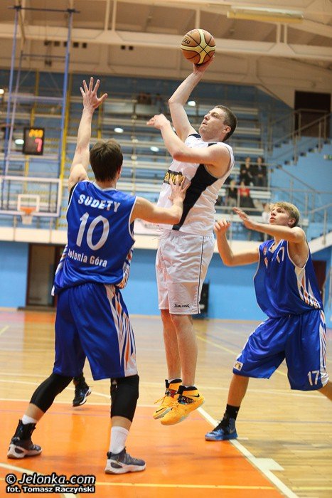 peka-setka-w-derbach-foto-49507