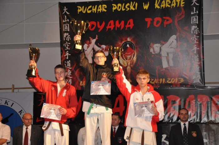 zota-jeleniogorska-druzyna-oyama-karate-foto-49542