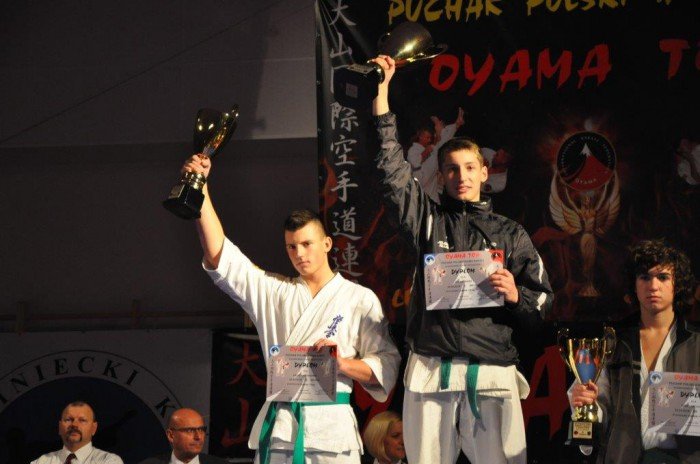 zota-jeleniogorska-druzyna-oyama-karate-foto-49542