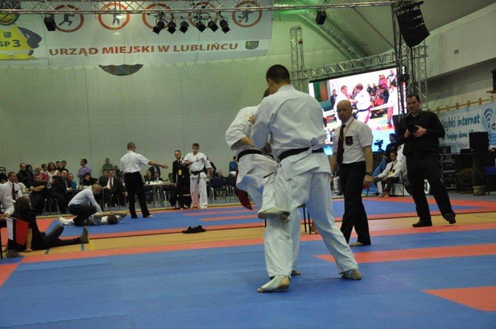 zota-jeleniogorska-druzyna-oyama-karate-foto-49542
