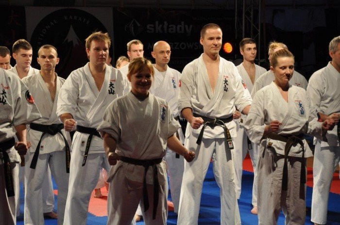 zota-jeleniogorska-druzyna-oyama-karate-foto-49542