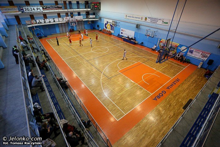 spartakus-rozprawi-sie-z-czerwona-latarnia-foto-49603
