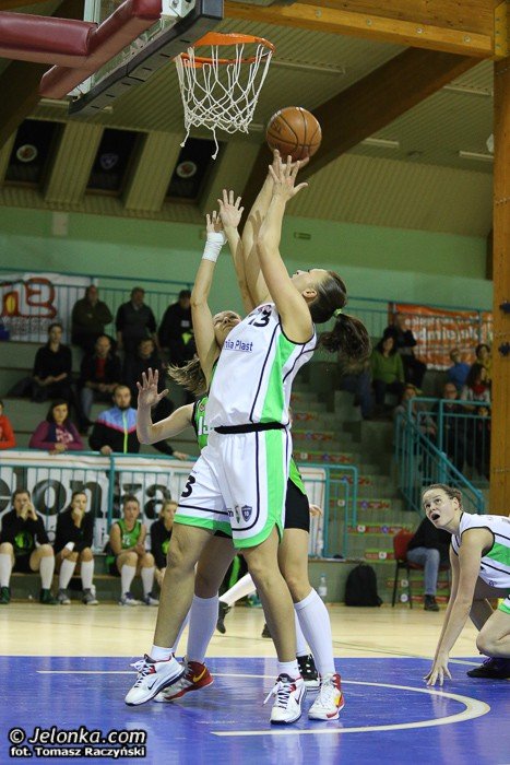 czarna-seria-zakonczona-zwyciestwo-karkonoszy-foto-49604