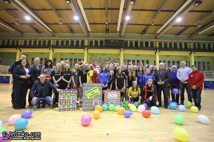sekcje-kpru-wspary-wielka-pake-dla-dzieciaka-foto-49679