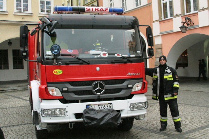 strazacy-z-osp-na-wiejskiej-maja-nowy-woz-foto-49682