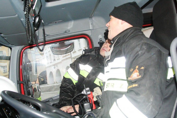 strazacy-z-osp-na-wiejskiej-maja-nowy-woz-foto-49682