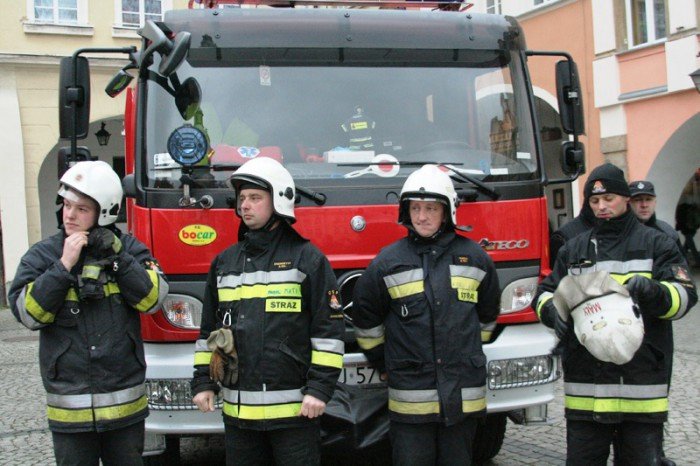 strazacy-z-osp-na-wiejskiej-maja-nowy-woz-foto-49682