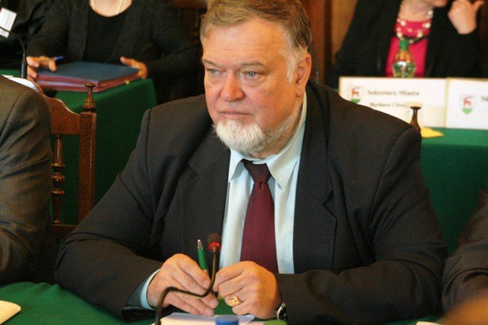 po-goracej-dyskusji-radni-obnizyli-opaty-za-smieci-foto-49697