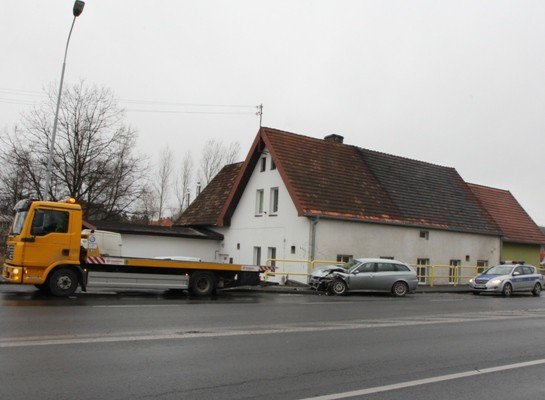 grozna-kolizja-w-cieplicach-foto-49703