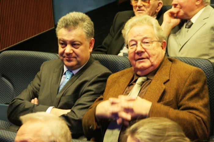 zasuzeni-dla-jeleniej-gory-odebrali-statuetki-foto-49725