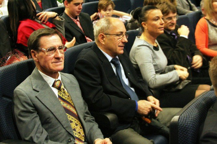 zasuzeni-dla-jeleniej-gory-odebrali-statuetki-foto-49725