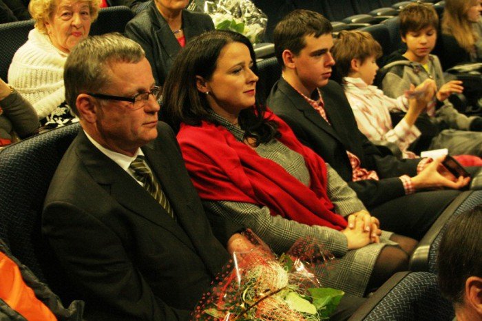 zasuzeni-dla-jeleniej-gory-odebrali-statuetki-foto-49725