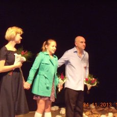 widzowie-dziekuja-za-migowy-spektakl-foto-49735