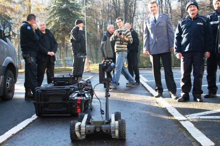 komisariat-na-koach-i-robot-saper-dla-policji-foto-49792
