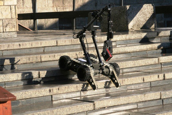 komisariat-na-koach-i-robot-saper-dla-policji-foto-49792