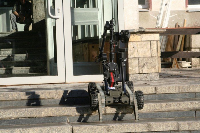 komisariat-na-koach-i-robot-saper-dla-policji-foto-49792