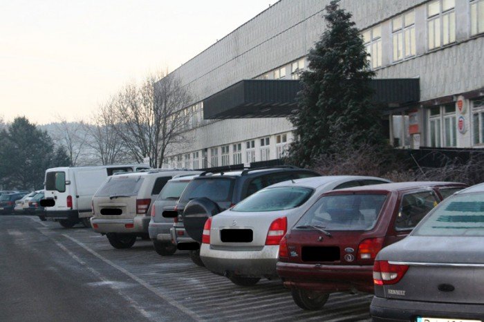 pracownicy-szpitala-w-swiatecznym-prezencie-patny-parking-foto-49800