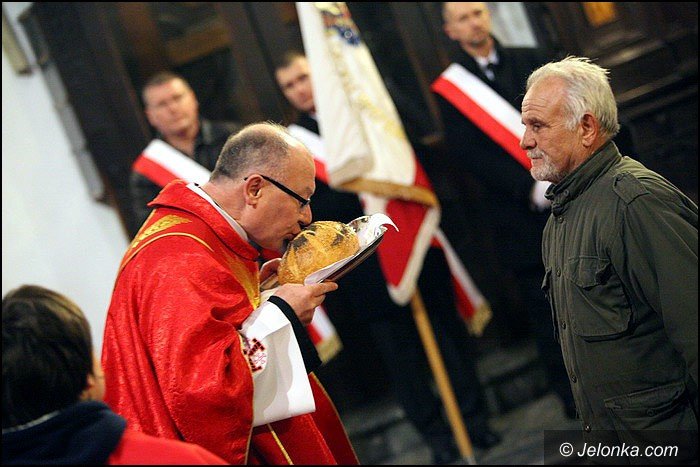 msza-marsz-i-znicze-pamieci-ofiar-grudnia-foto-49815