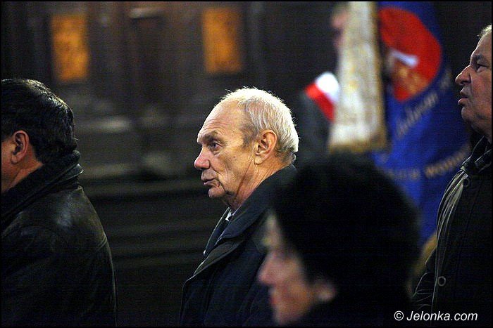 msza-marsz-i-znicze-pamieci-ofiar-grudnia-foto-49815