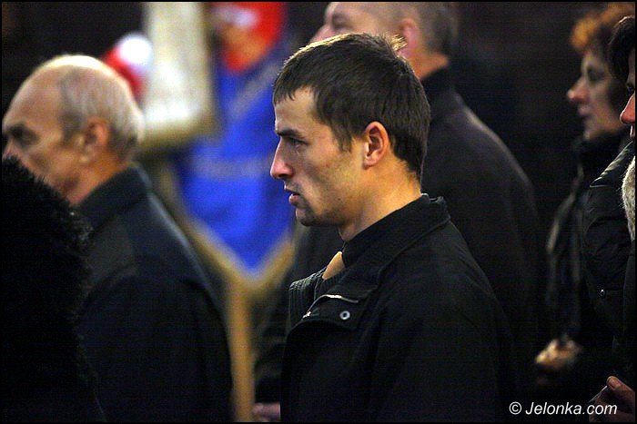 msza-marsz-i-znicze-pamieci-ofiar-grudnia-foto-49815
